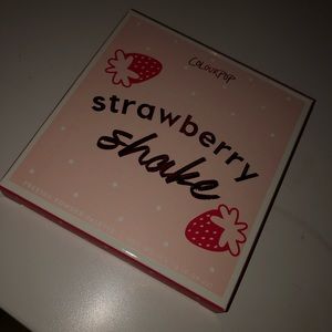 Colourpop strawberry shake palette